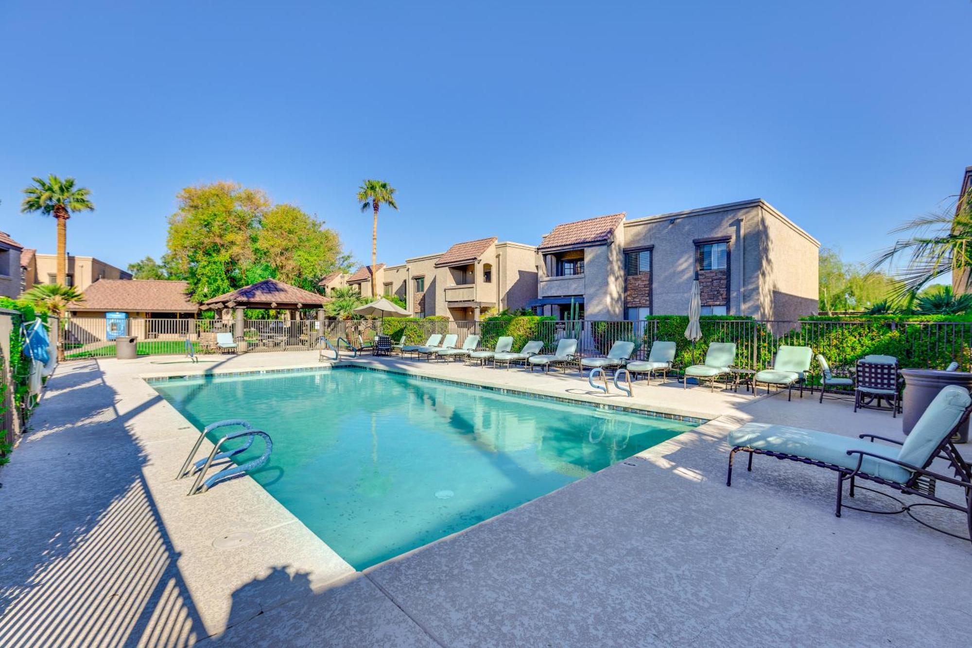 Pool And Hot Tub Access Cozy In Scottsdale! * Scottsdale