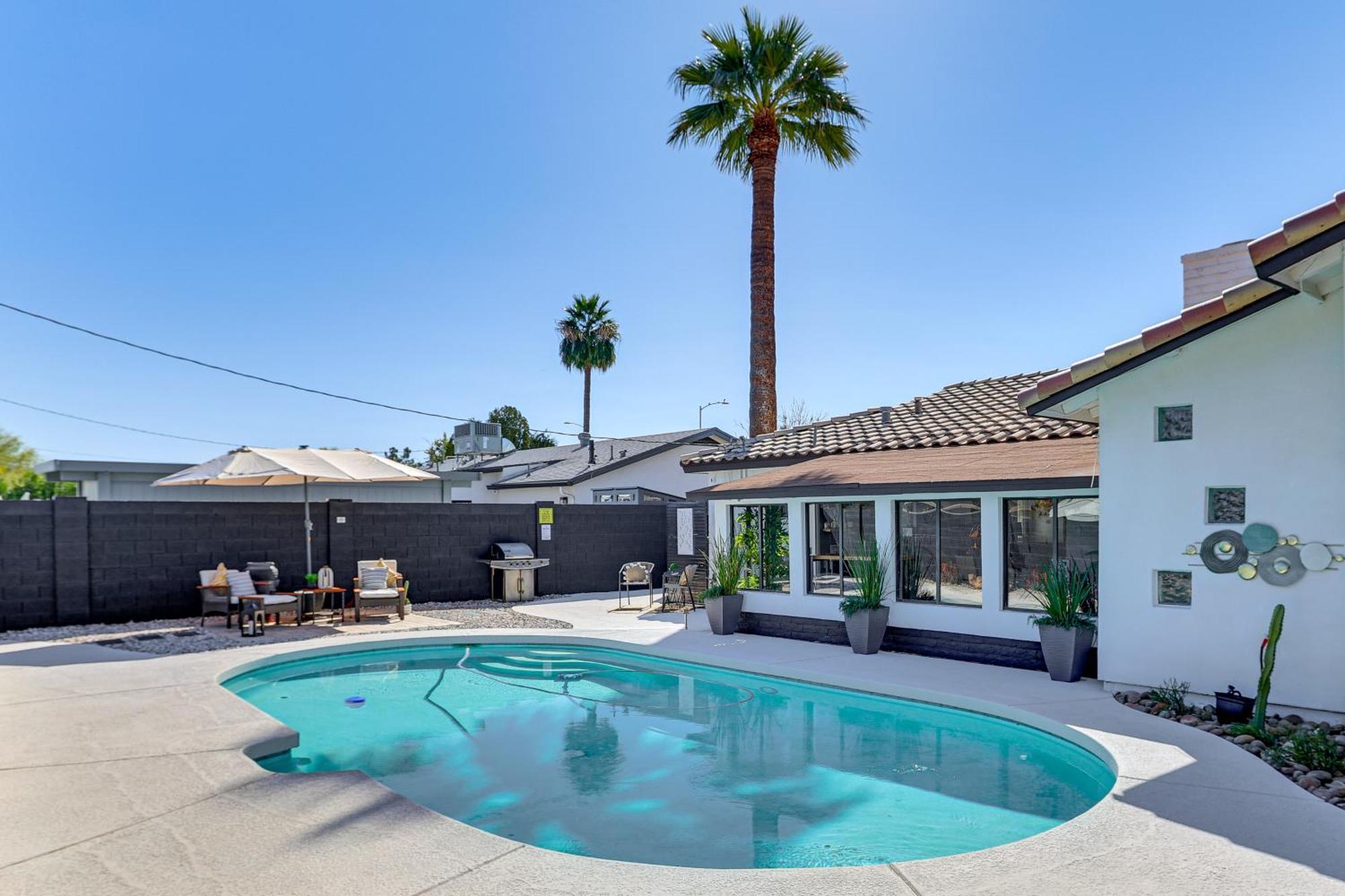 Walk To Stadium Remodeled Home! *