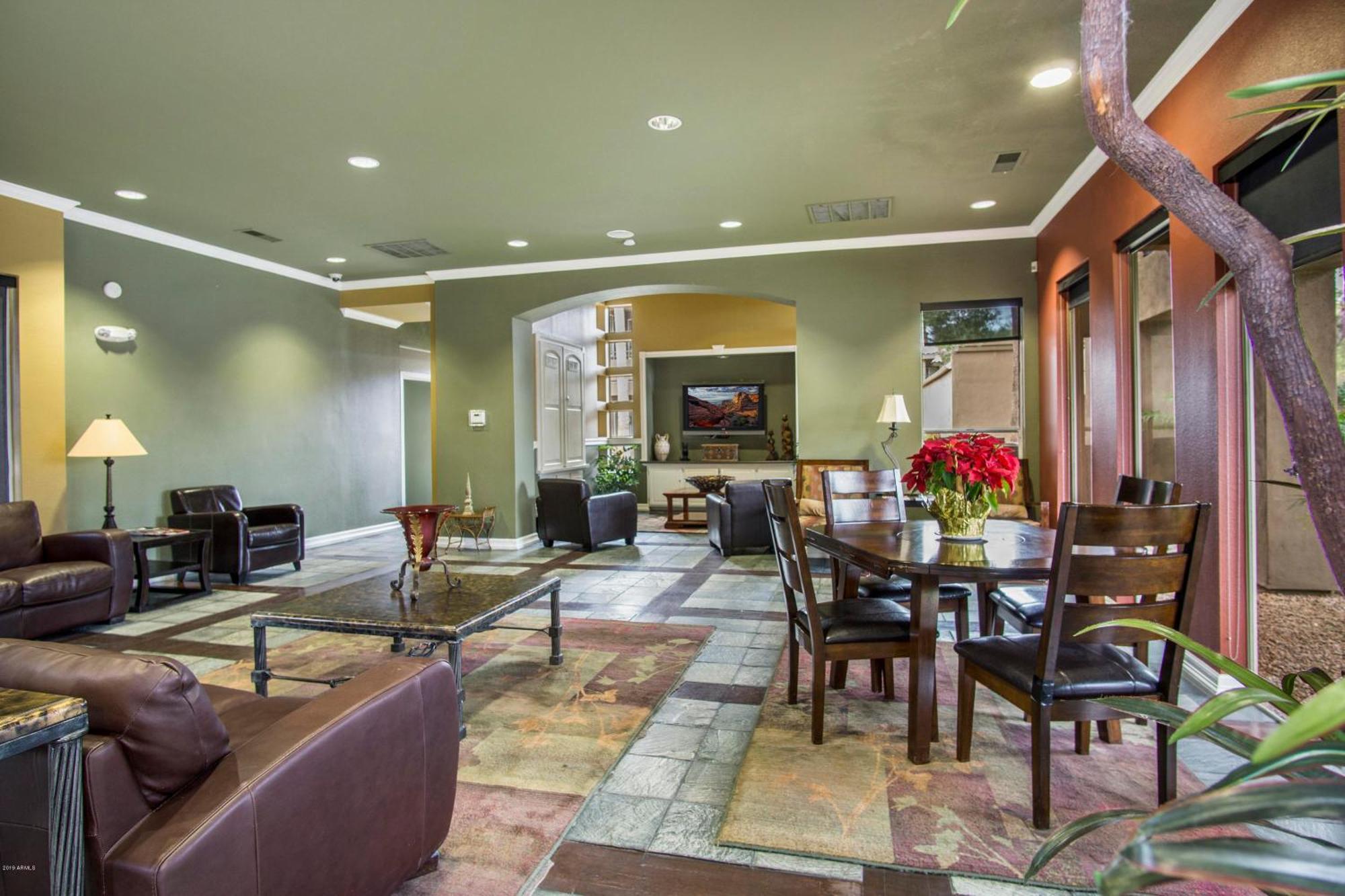 A Slice Of Heaven Apartment *
