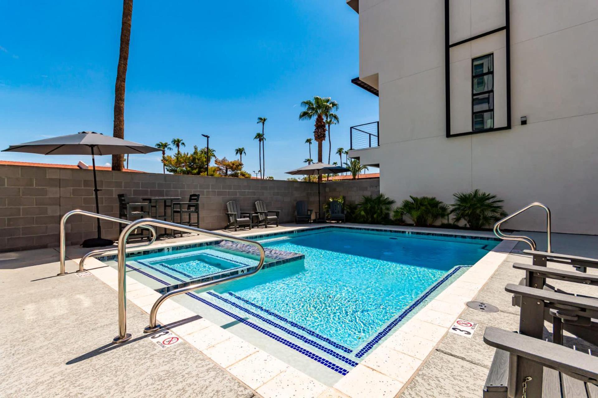 Papago Lux Townhouse With Rooftop Lounge * Scottsdale