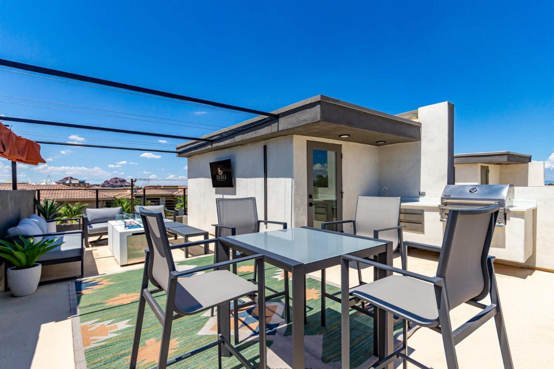 Holiday home Papago Lux Townhouse With Rooftop Lounge