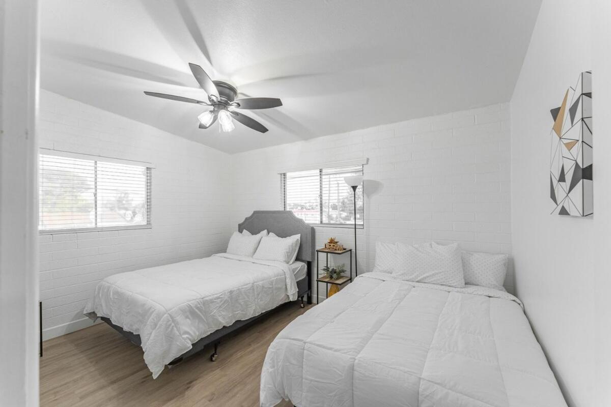 Apartment Old Town 2 Bedroom Apt, Gated Patio & Amenities