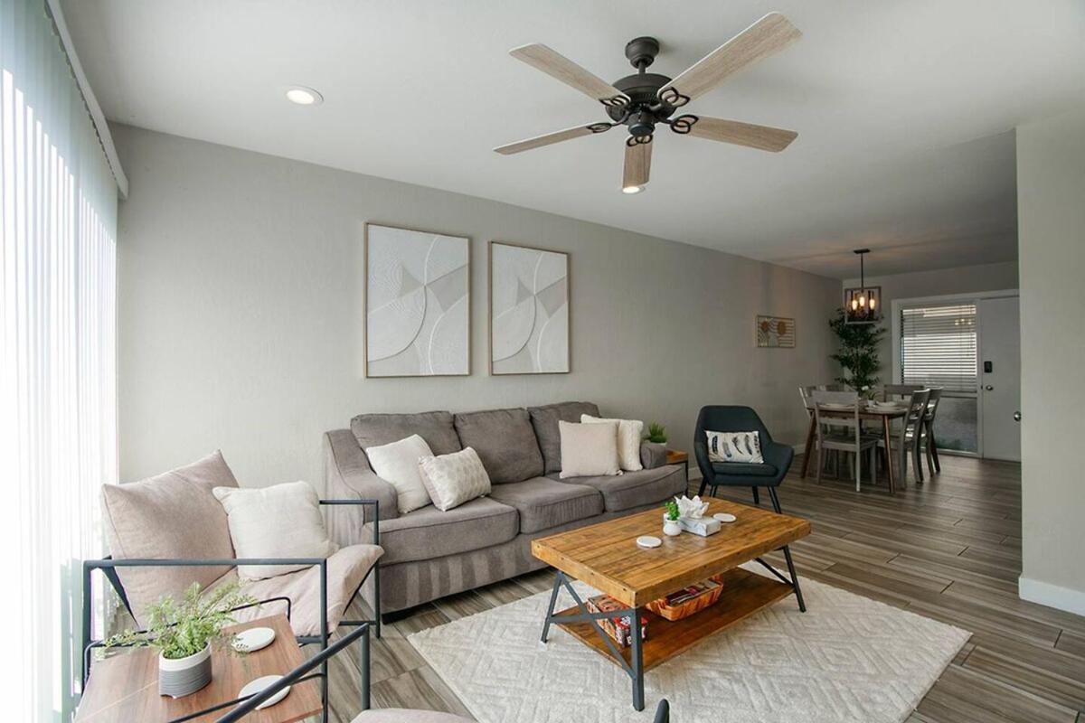 Apartment - Two Bedroom Townhouse Scottsdale