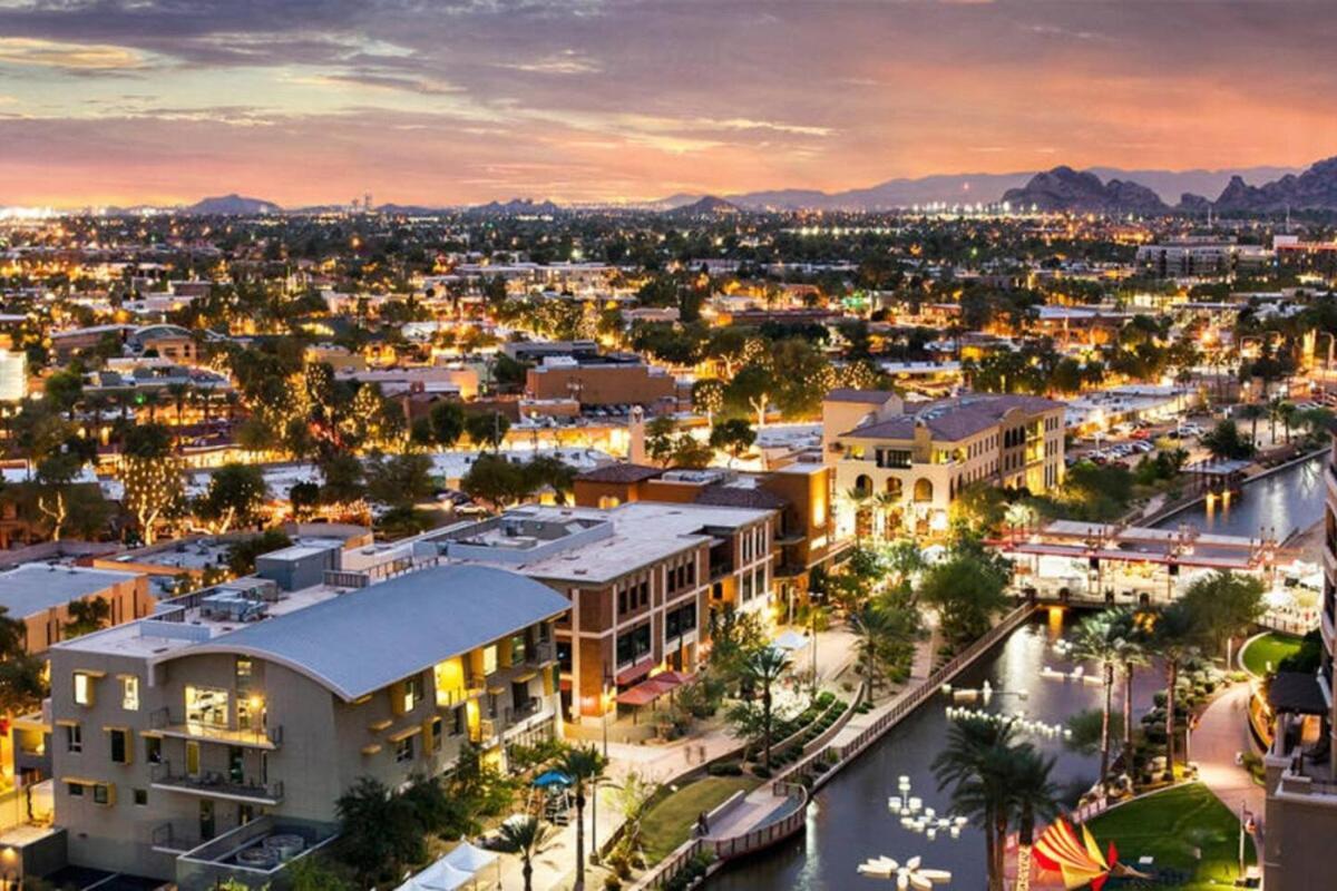 - Two Bedroom Townhouse * Scottsdale