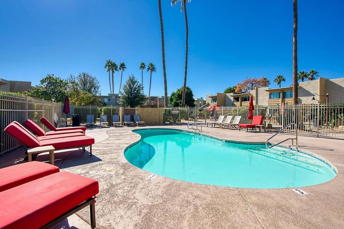 - Two Bedroom Townhouse Apartment