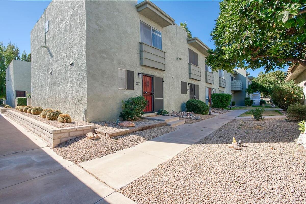 - Two Bedroom Townhouse Apartment
