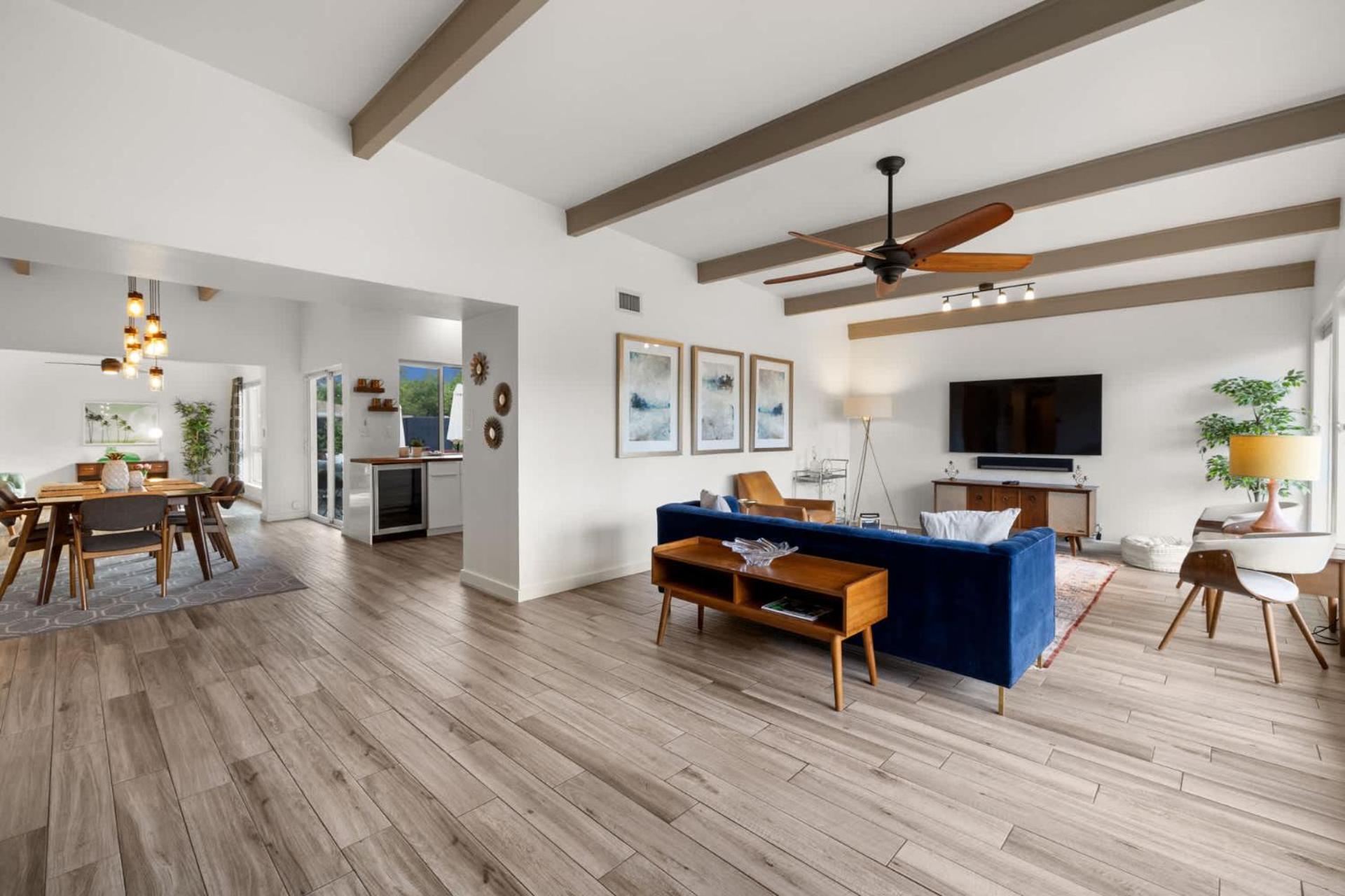 Mid-century Marvel - Poolside Patio With & Bocce Holiday home Scottsdale