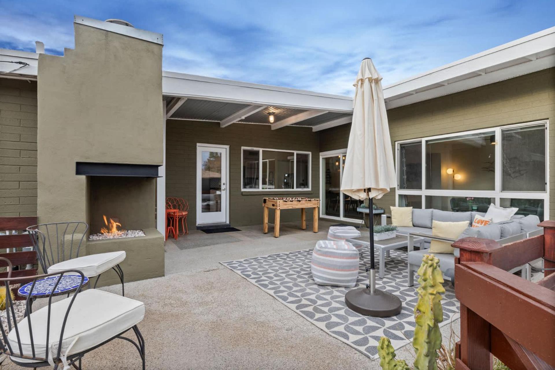 Holiday home Mid-century Marvel - Poolside Patio With & Bocce Scottsdale