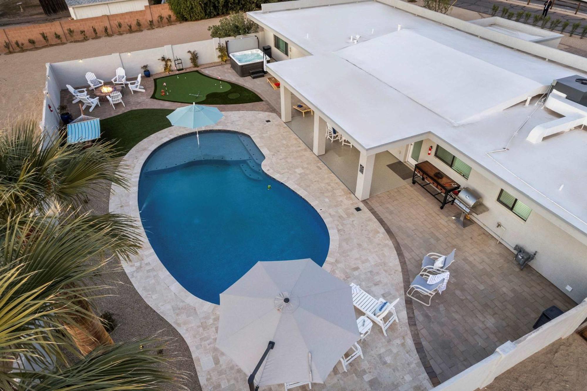 Holiday home Desert Willow - Pool Pickleball Basketball Court Firepit & Putting Scottsdale