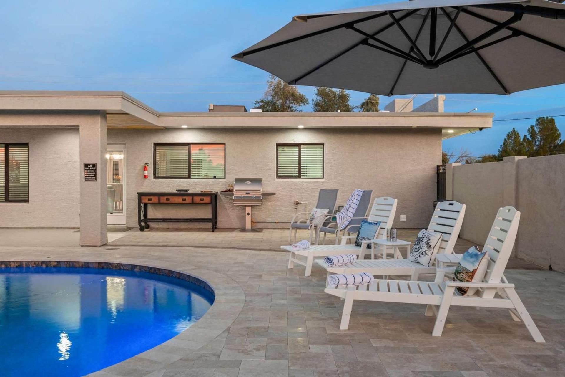 Holiday home Desert Willow - Pool Pickleball Basketball Court Firepit & Putting Scottsdale