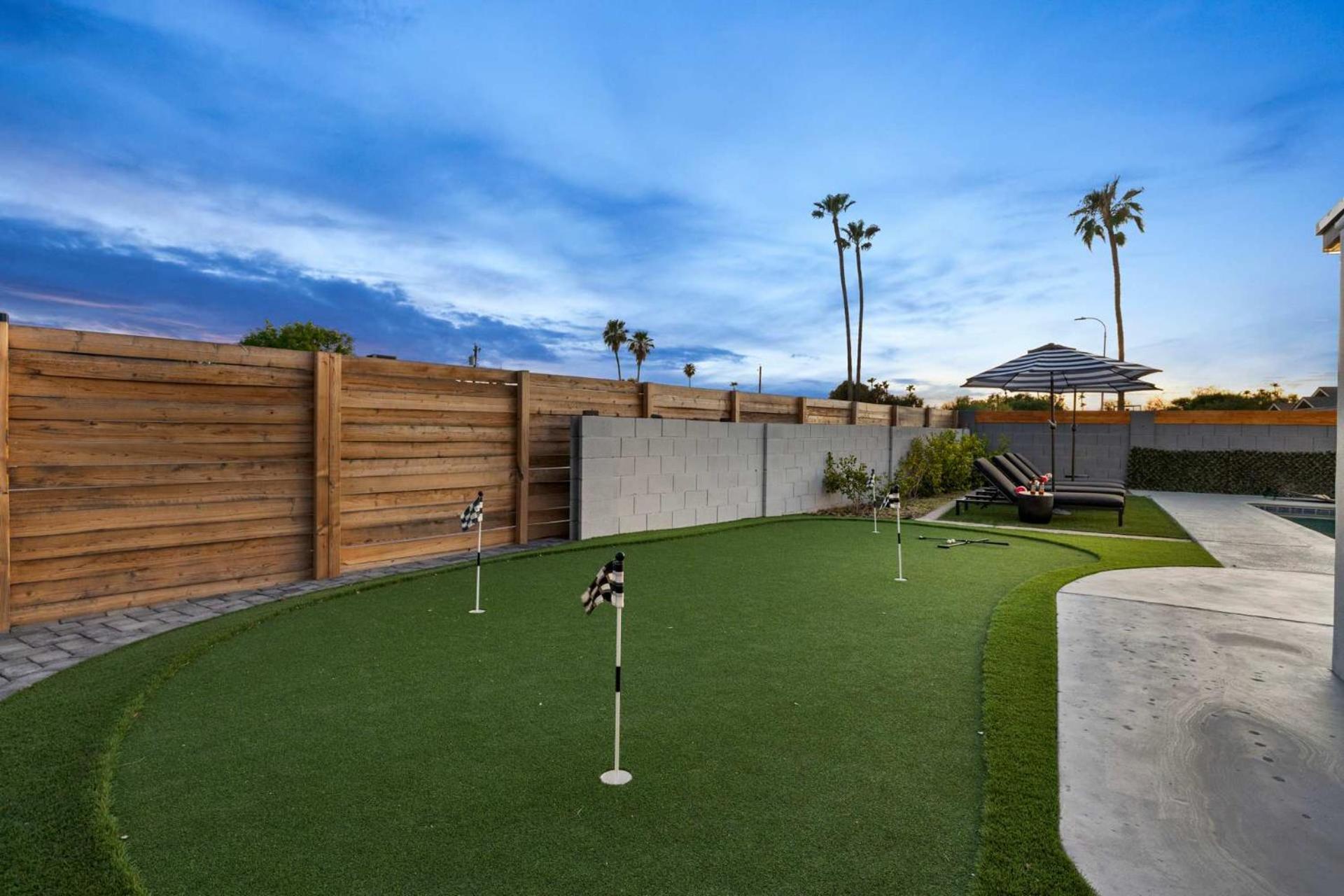 Desert Dreaming - Old Town Pool & Putt Holiday home Scottsdale