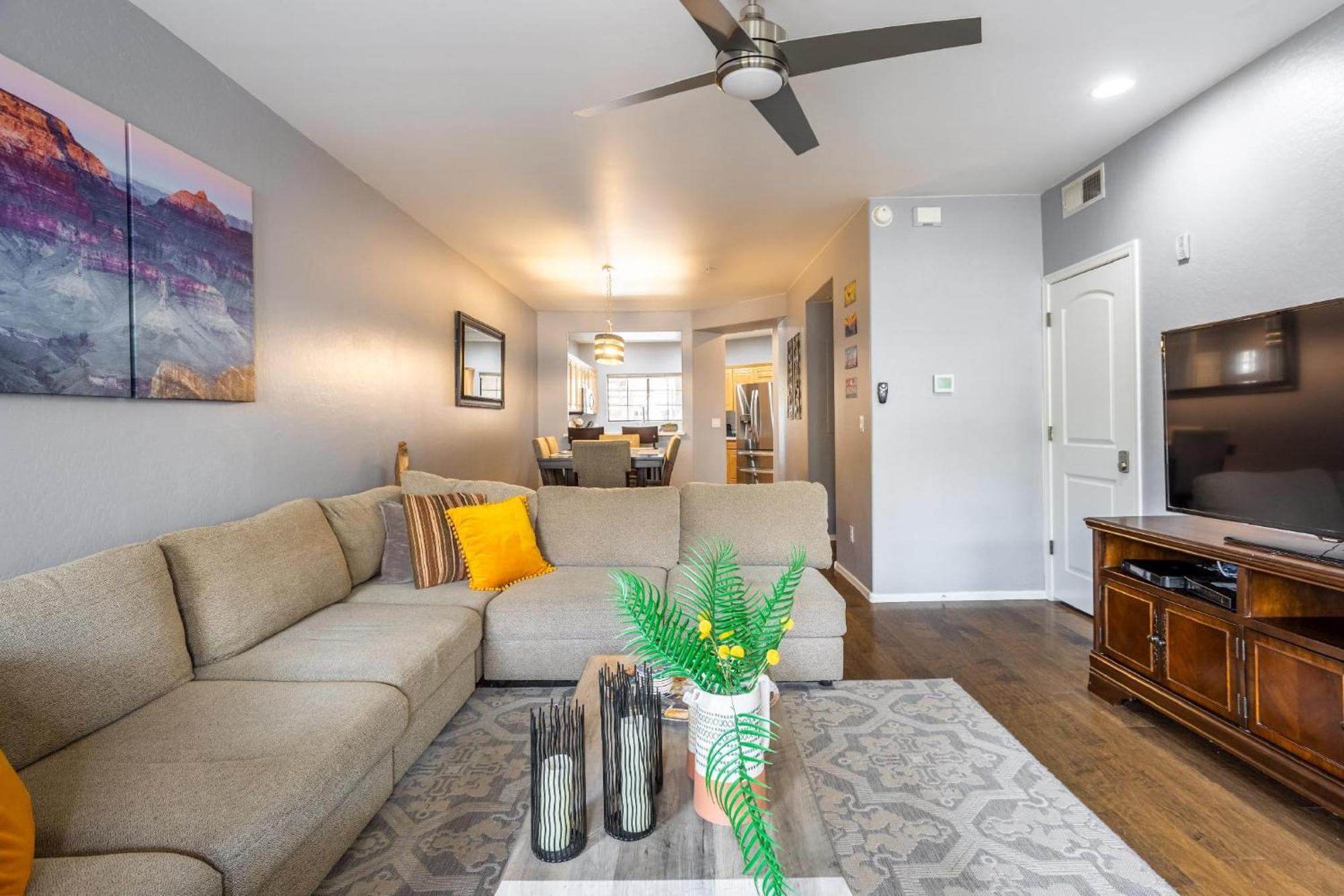 Saguaro Sunrise -luxe With Balcony & Pool Scottsdale