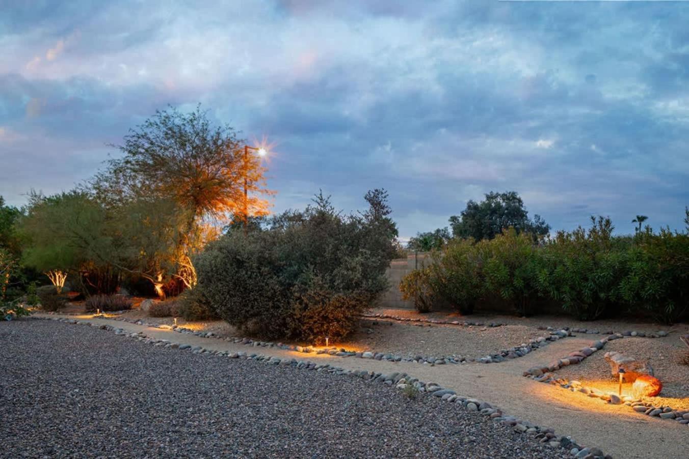 Paradise - Modern Luxe With Pool & Putt Holiday home *