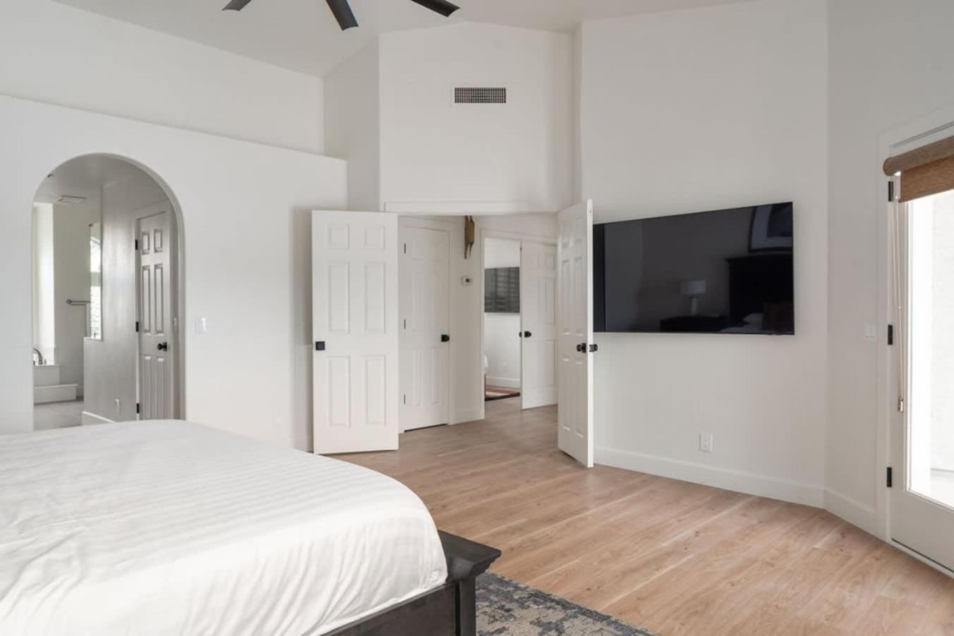Holiday home Paradise - Modern Luxe With Pool & Putt