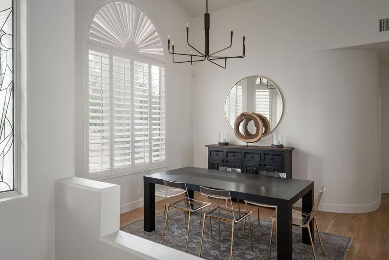 Holiday home Paradise - Modern Luxe With Pool & Putt *
