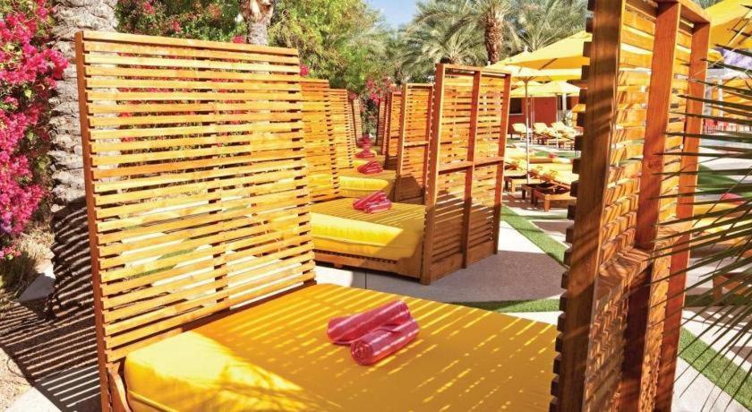 The Monarch Hotel 3*