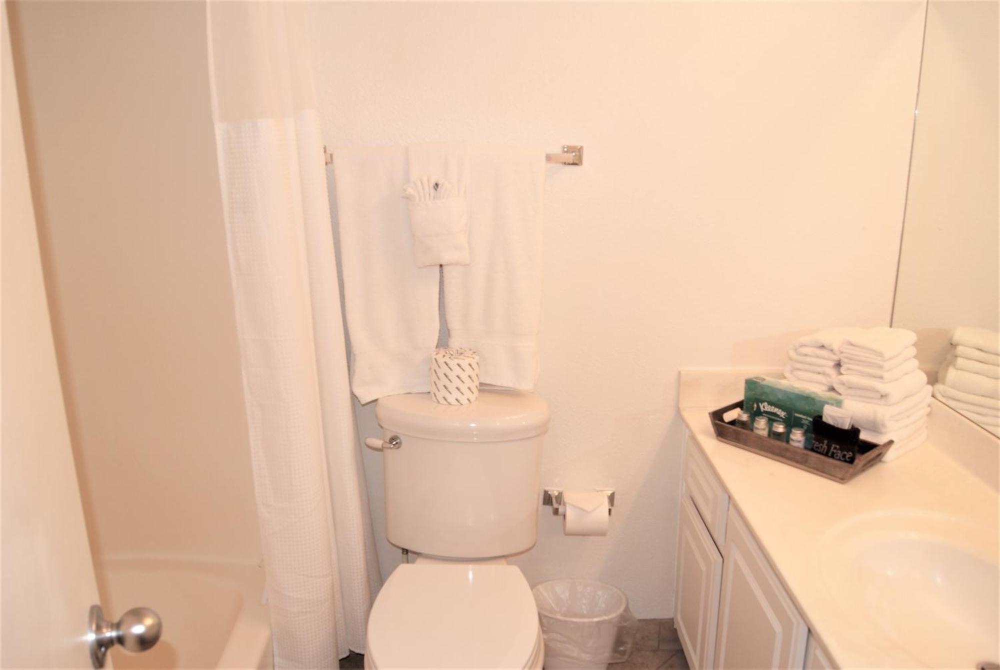 218 Fully Furnished 1br Suite-outdoor Pool * Scottsdale