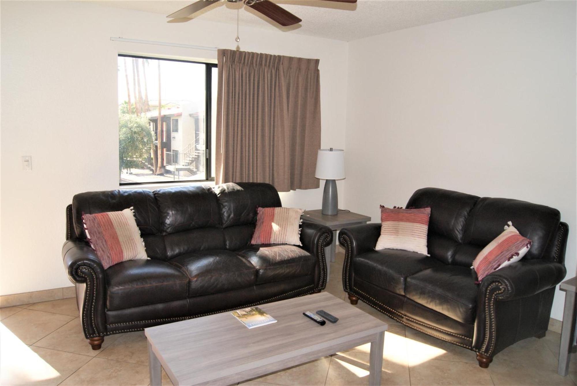 Apartment 218 Fully Furnished 1br Suite-outdoor Pool Scottsdale