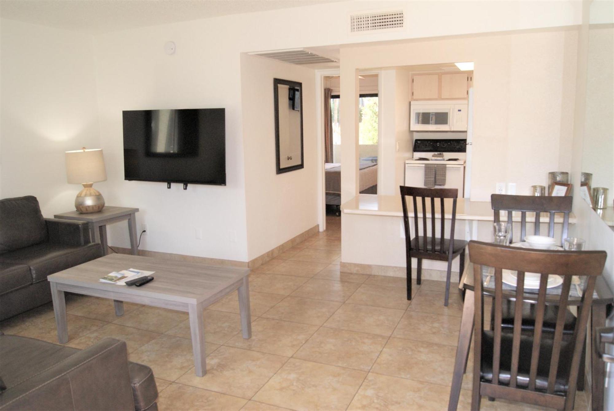 127 Fully Furnished 1br Suite-prime Location Scottsdale