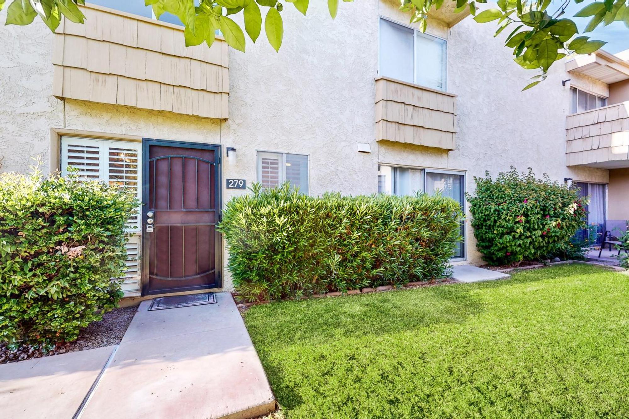 2 Bed 2 Bath Vacation In *