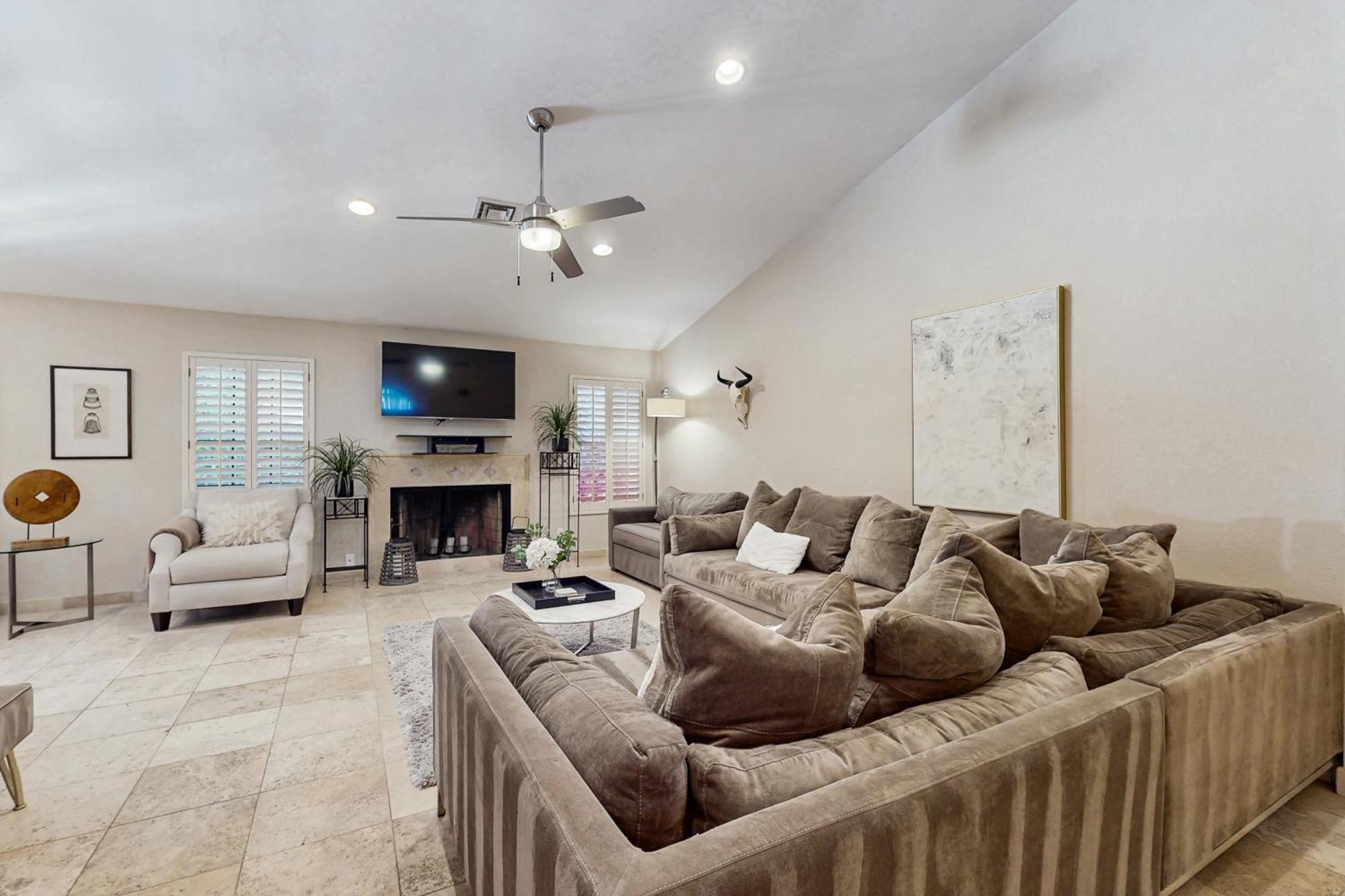 Scottsdale's Elegance Holiday home