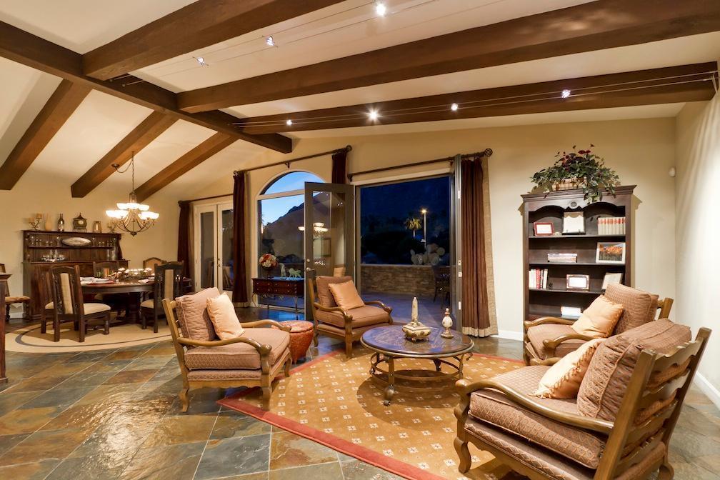 Paradise Retreat *