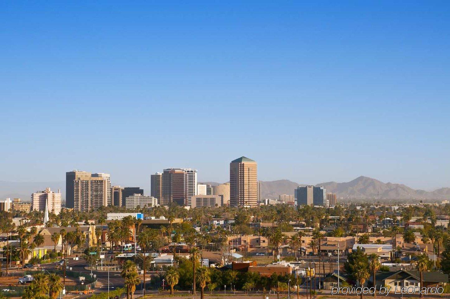 Hampton & Phoenix/scottsdale Hotel 3*