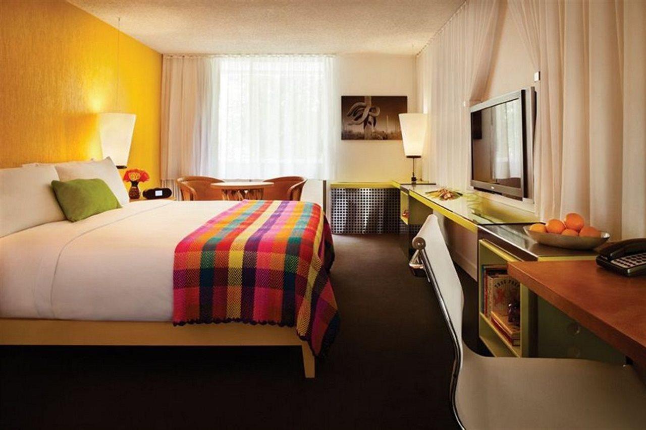 Hotel The Monarch