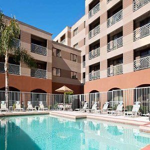 Hotel Courtyard By Marriott Old Town 3*
