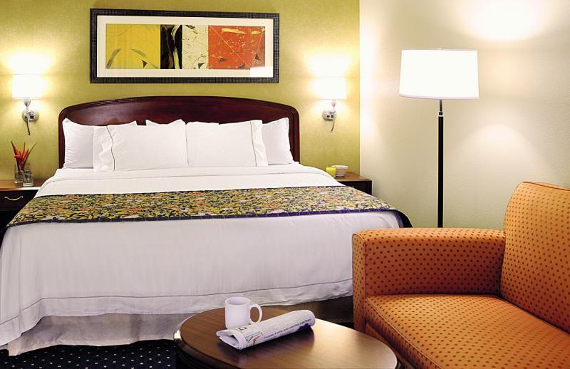 Courtyard By Marriott Old Town Hotel 3*