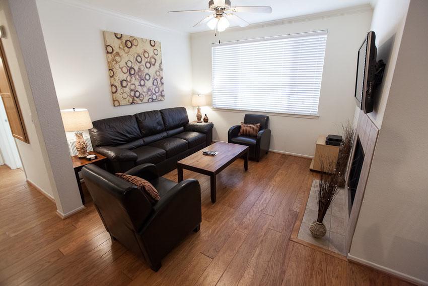 Kierland Apartment