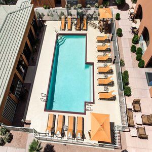 Hotel Courtyard By Marriott Old Town