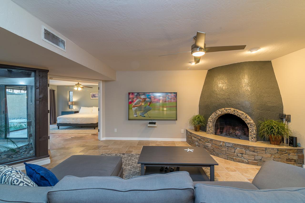 Casa De Palms *