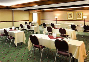 Hotel Courtyard By Marriott Old Town