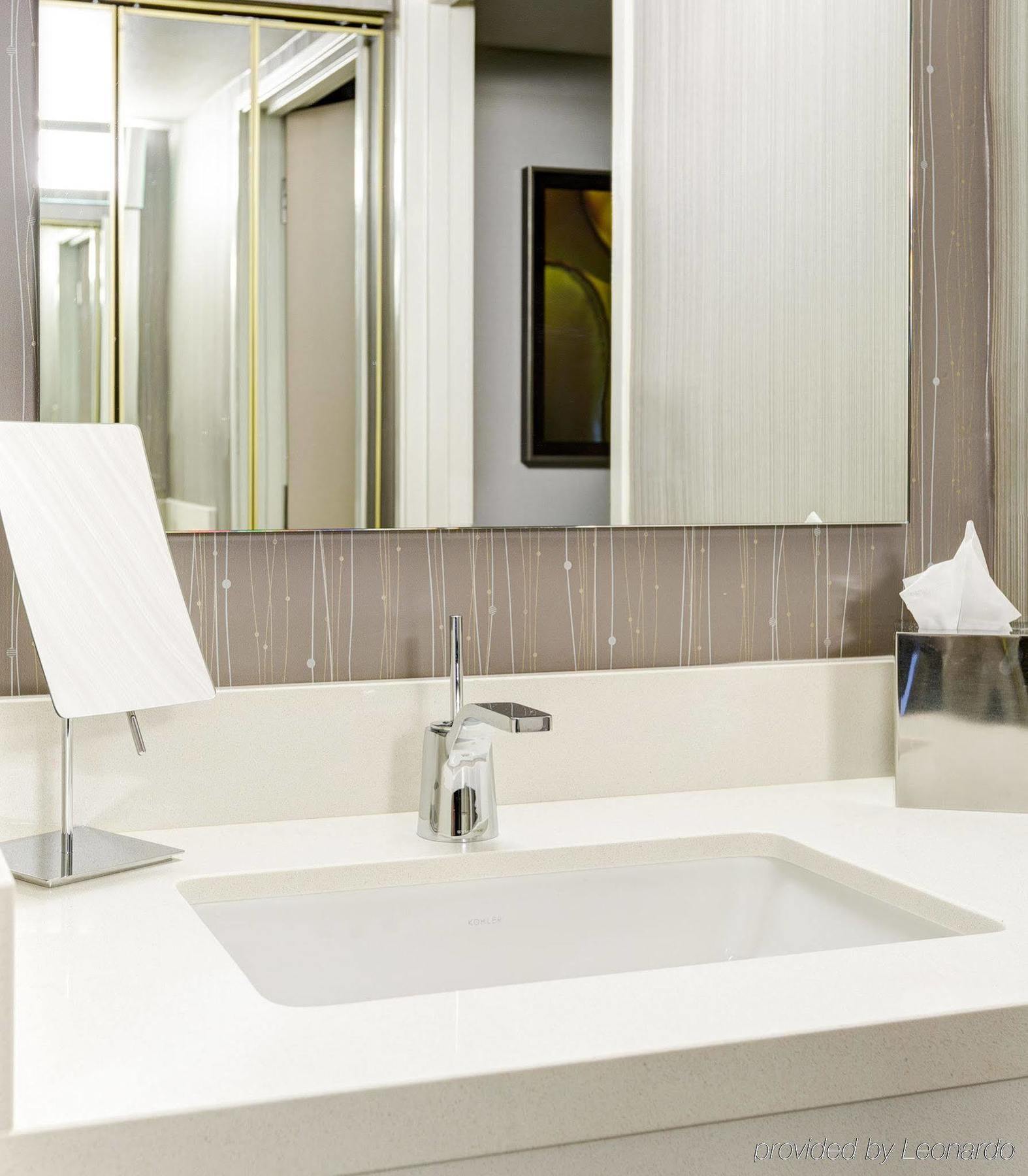Courtyard By Marriott Old Town Hotel 3*