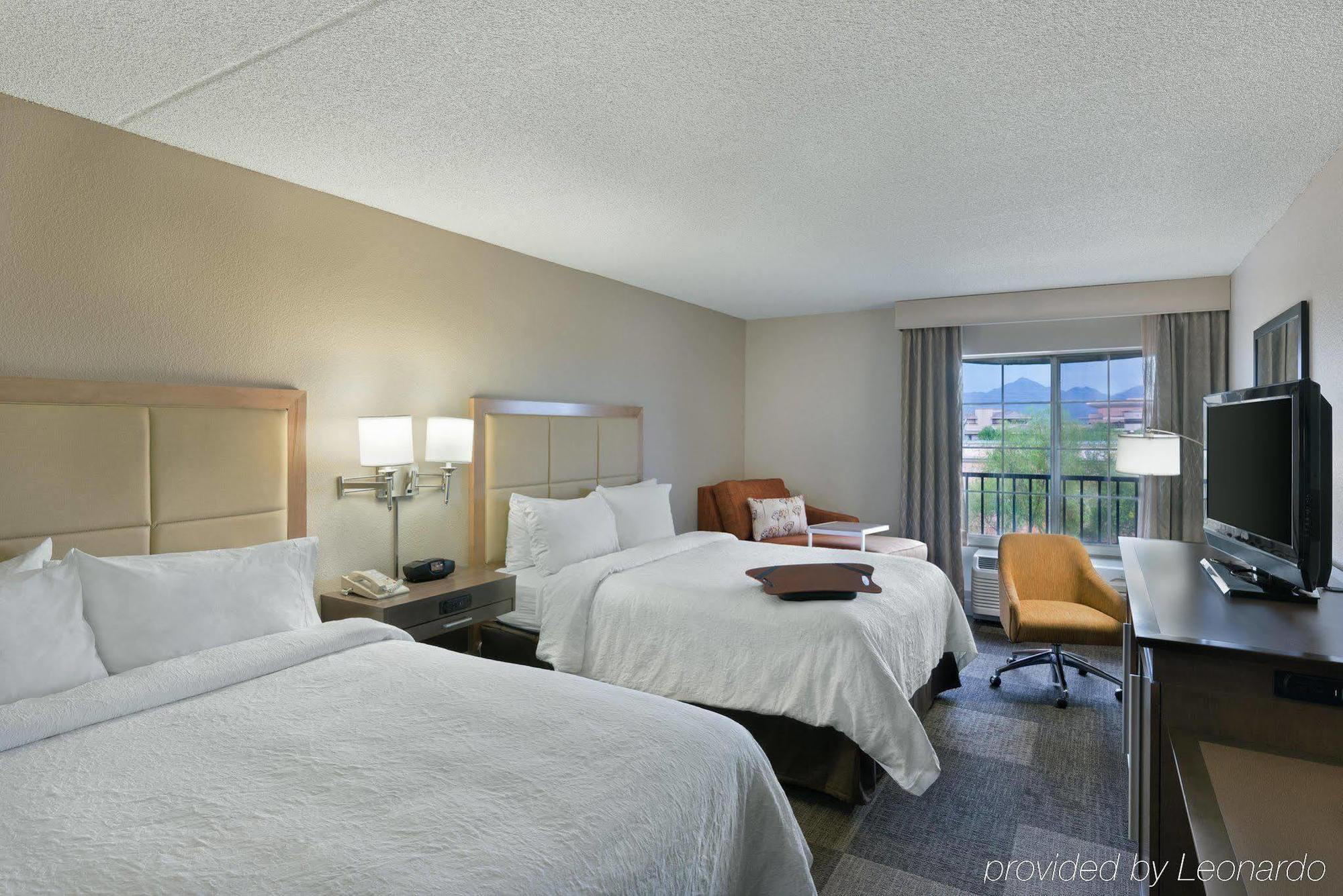 Hampton & Phoenix/scottsdale Hotel