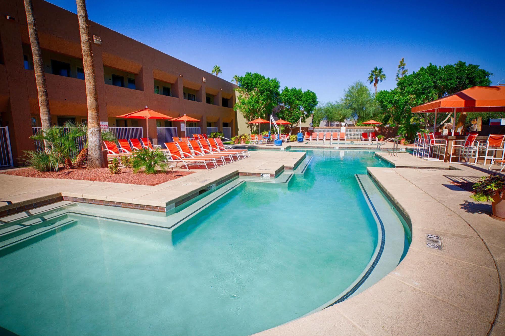 Parkview 3*