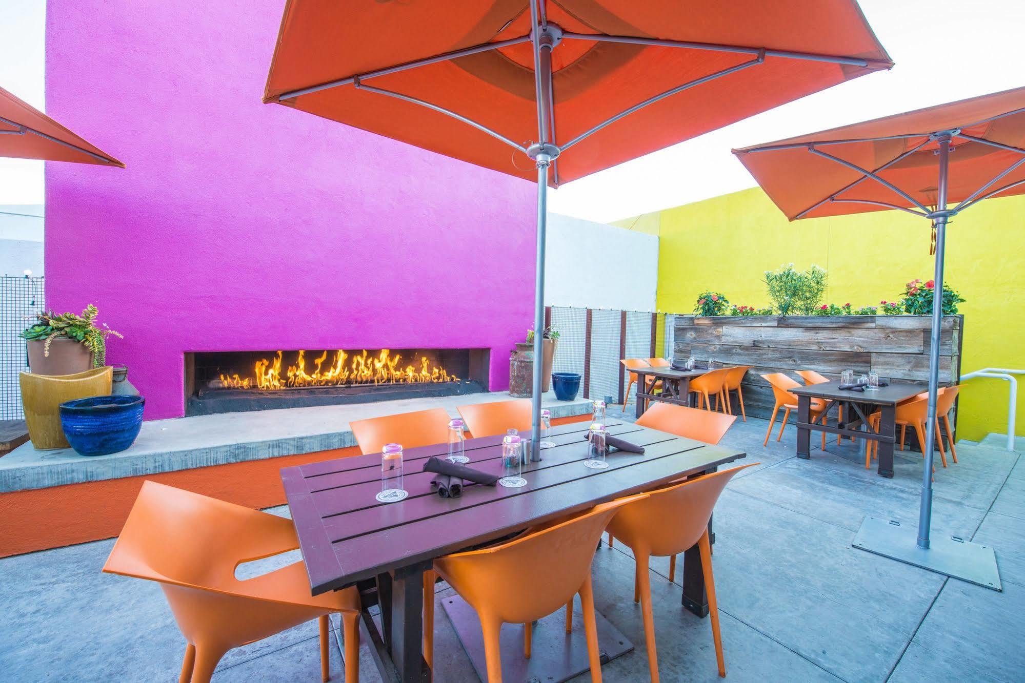 The Monarch 3* Scottsdale