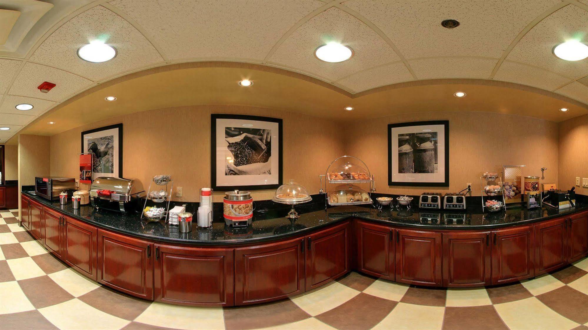 Hampton & Phoenix/scottsdale Hotel
