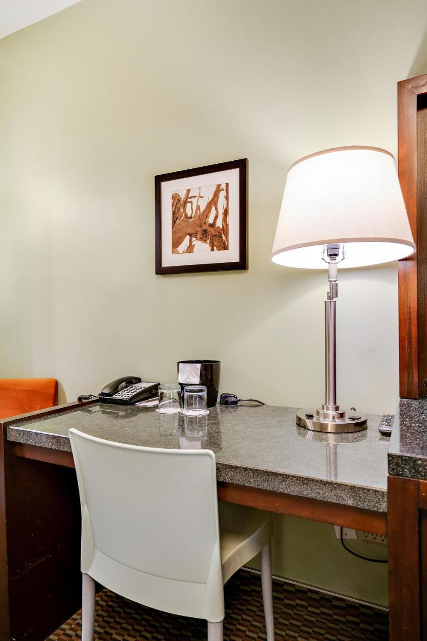 Parkview Hotel