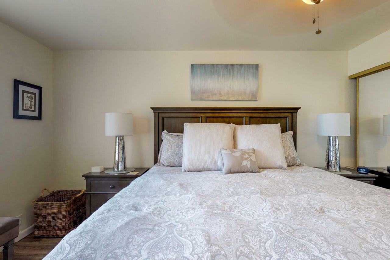 2 Bed 2 Bath Vacation In