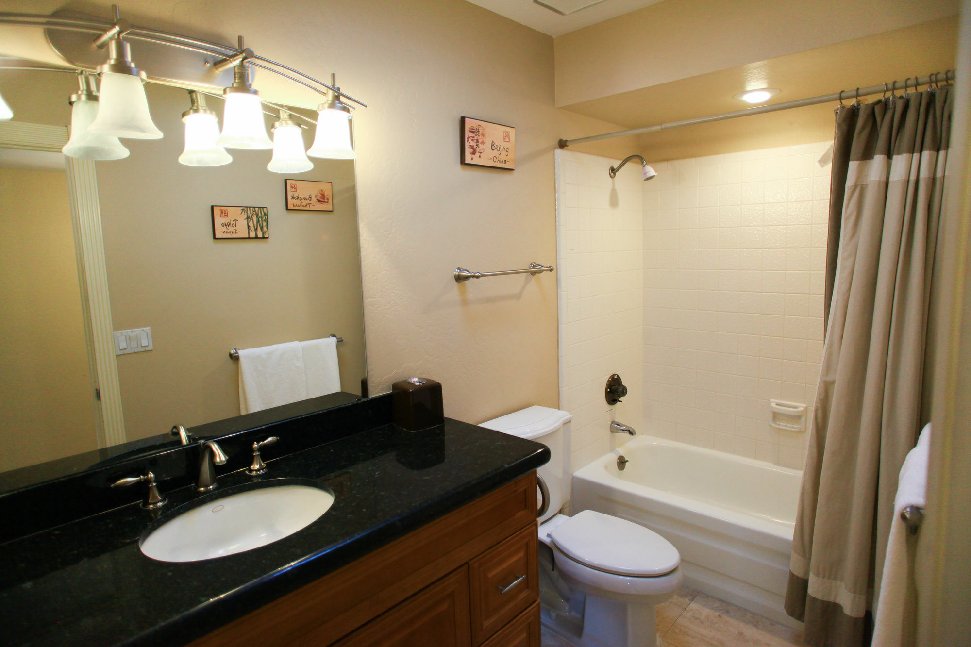 Catalina 2 Bedroom Apartment Scottsdale