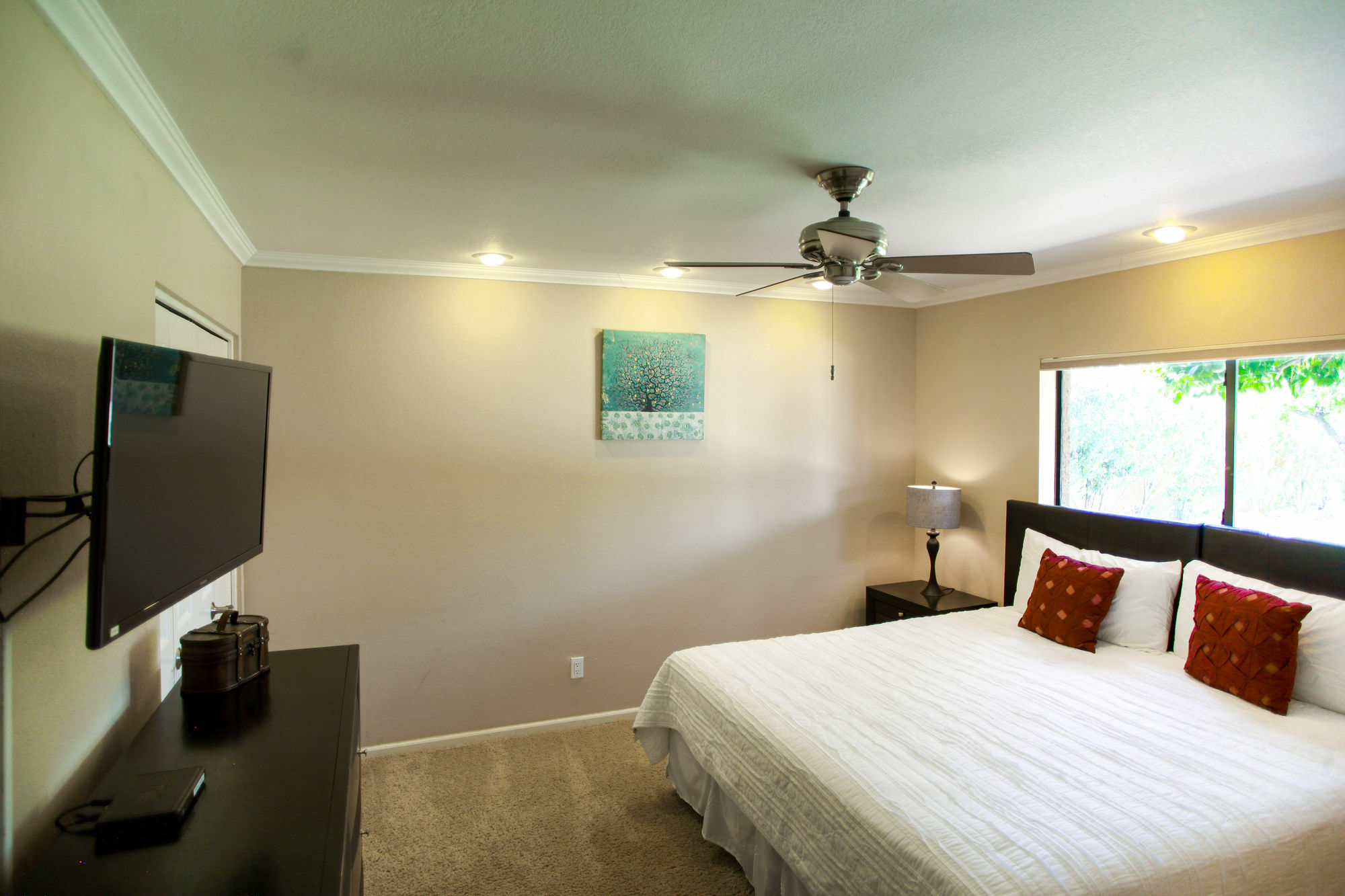 Avalon 4 Bedroom Apartment *