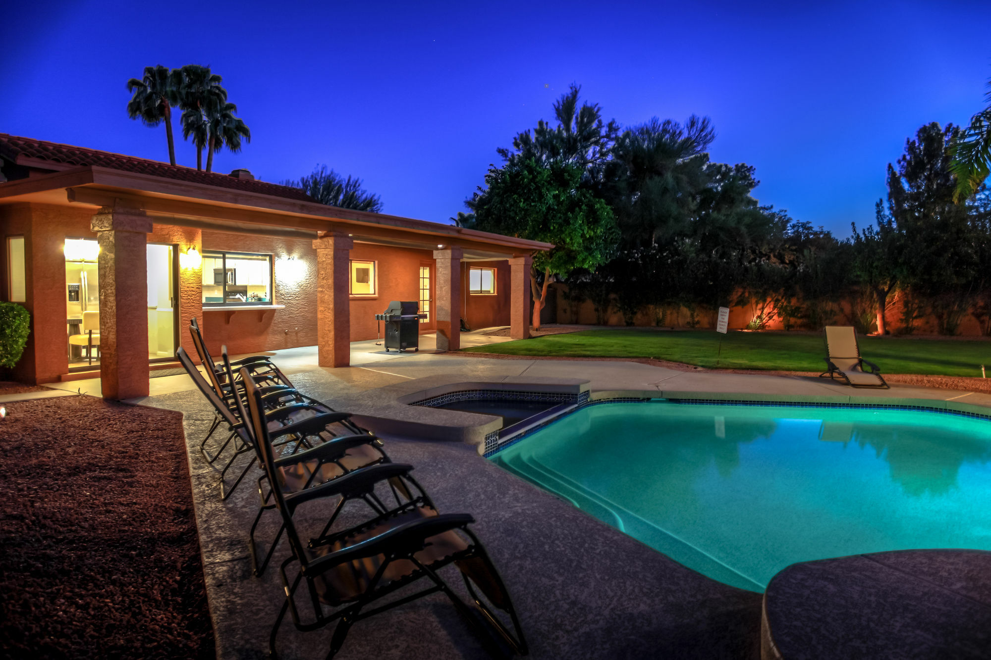 Avalon 4 Bedroom Apartment Scottsdale
