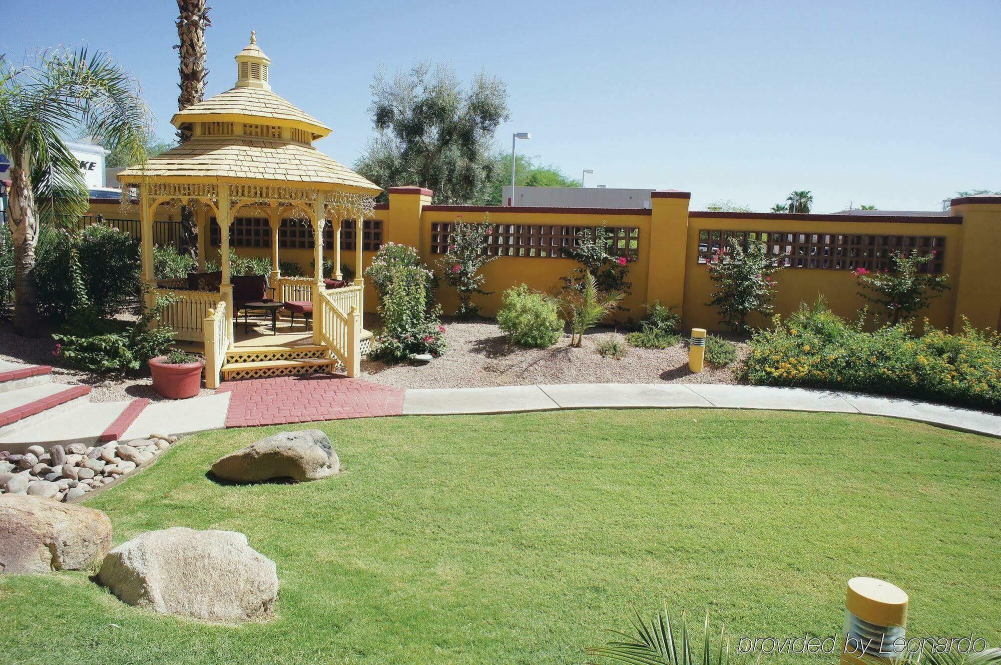 La Quinta By Wyndham Phoenix Hotel