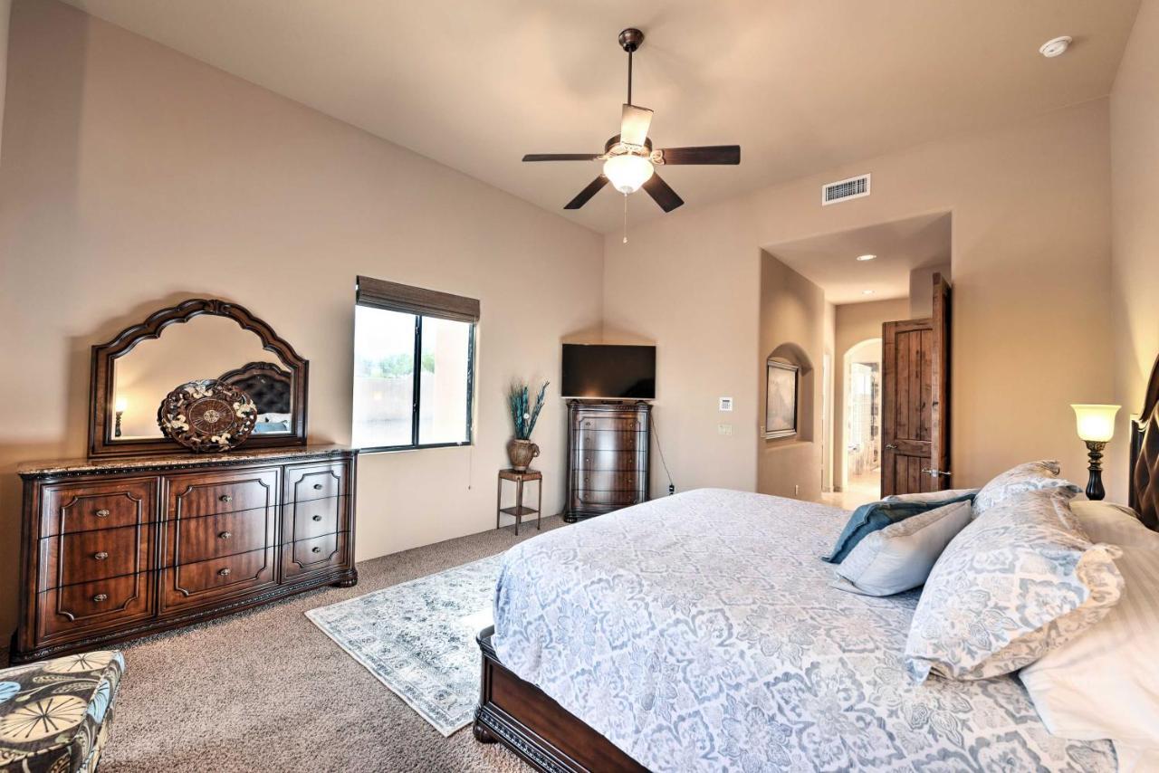 Pickleball, Heated Pool And Hot Tub Holiday home Scottsdale