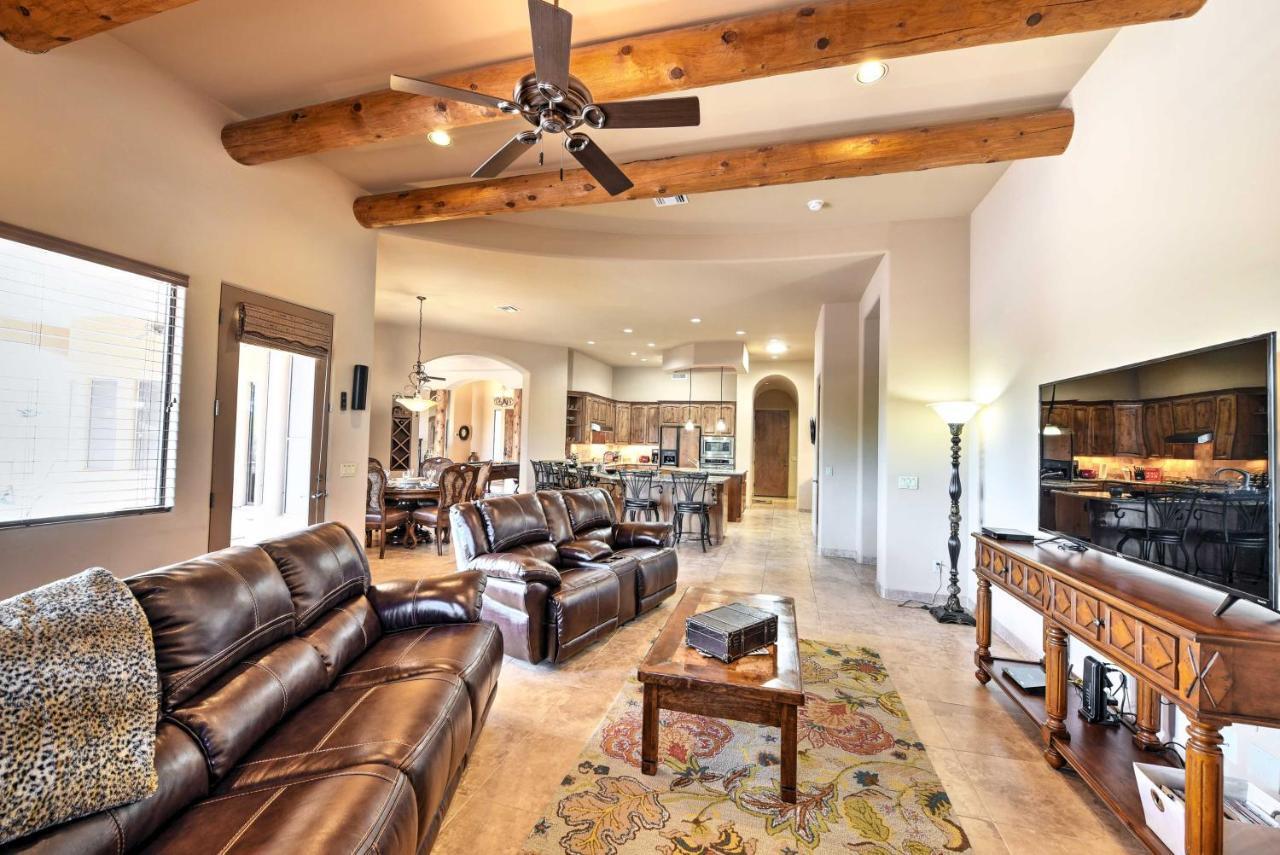 Pickleball, Heated Pool And Hot Tub *