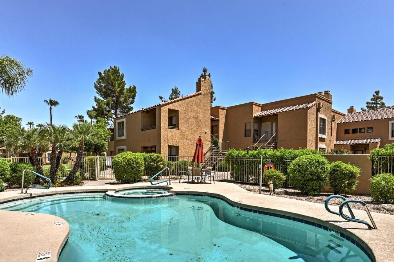 Apartment Near Dining And Shopping!