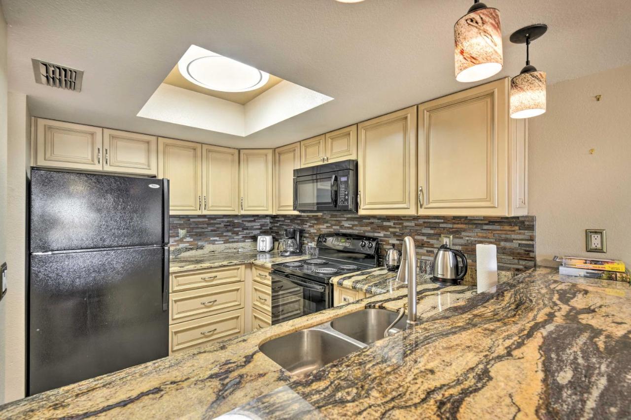 Apartment With Pool Access Hike, Swim And Shop