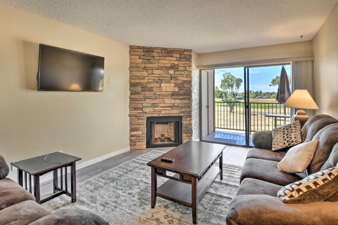 Apartment With Pool Access Hike, Swim And Shop *